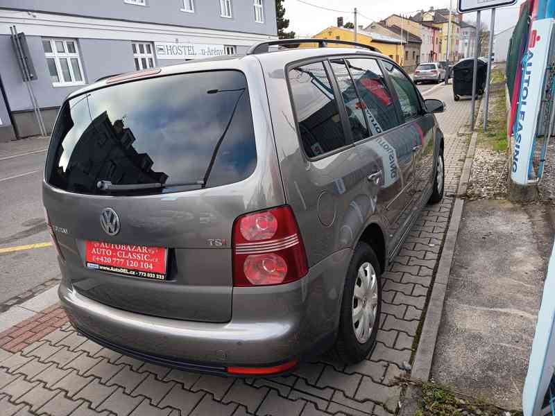 Volkswagen Touran 1,4TSI Comfortline 103kw - foto 12