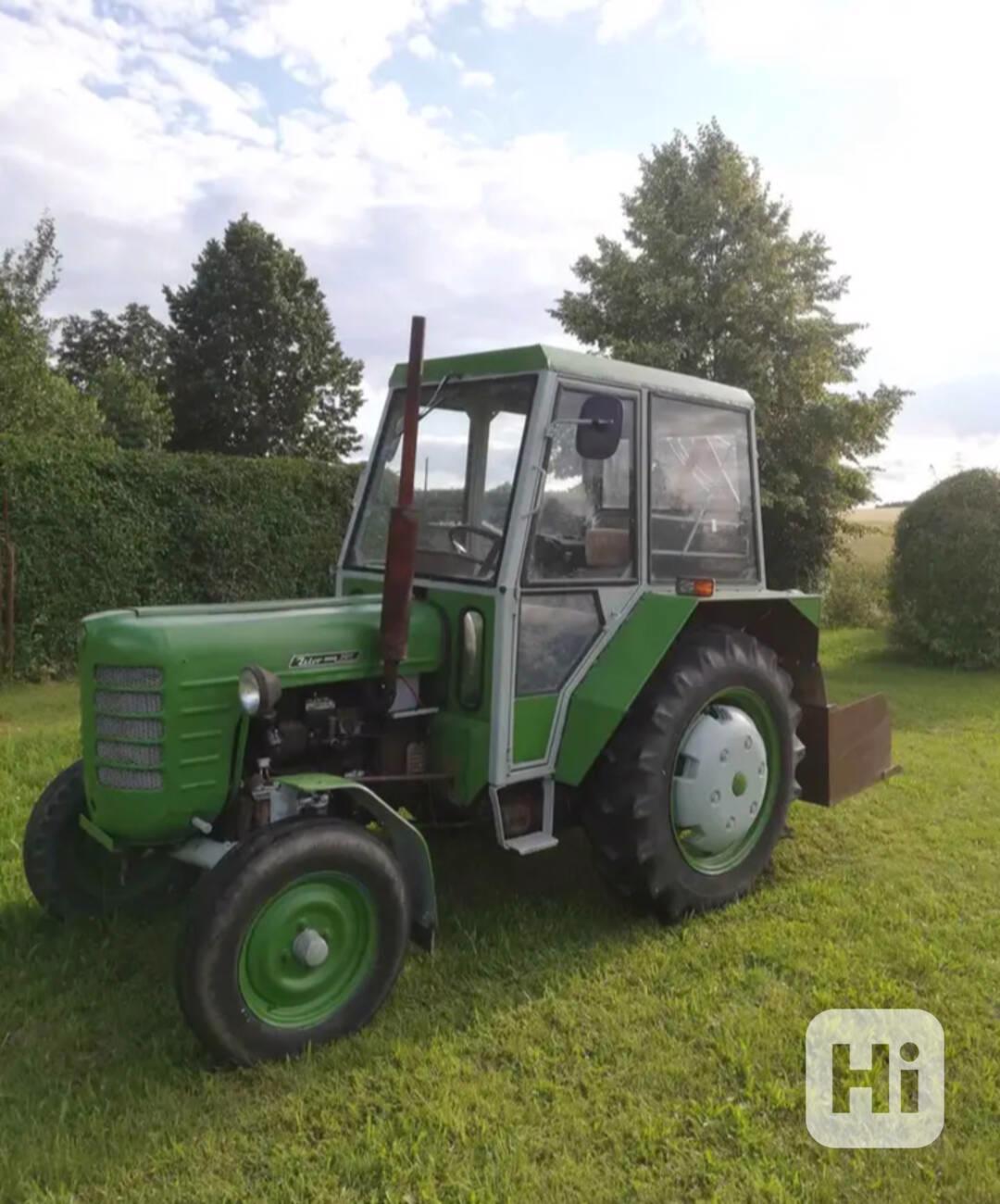 Traktor Zetor 3011 s TP a SPZ  - foto 1