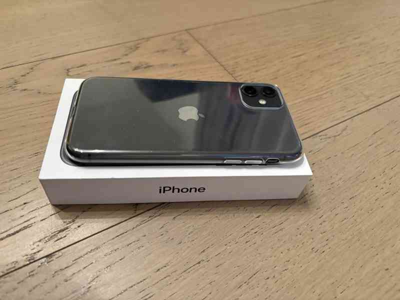 Apple iPhone 11 Black 64GB - jako nový - foto 6