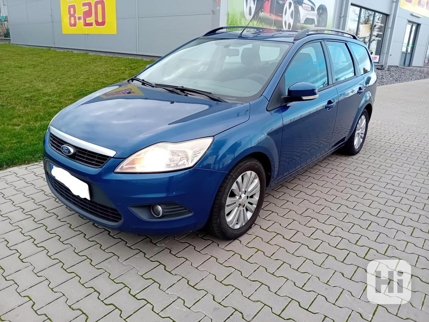 Ford Focus Turnier 1.6 16V - foto 1