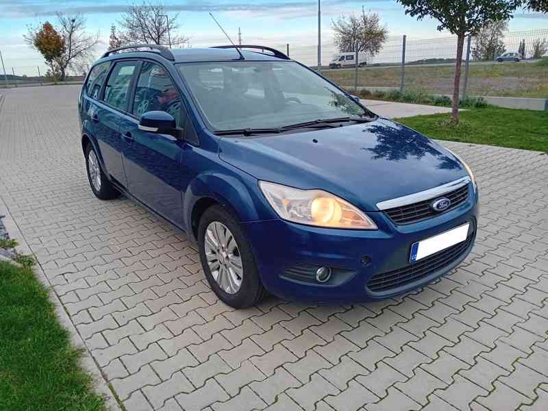 Ford Focus Turnier 1.6 16V - foto 2