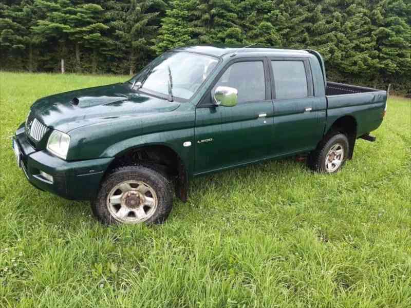Mitsubishi L200 2,5 - foto 6