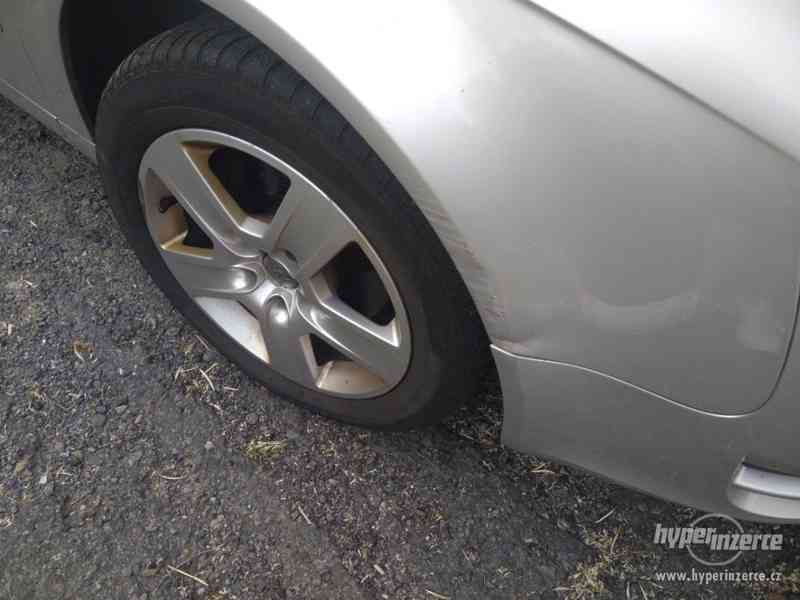 Prodám Audi A4 b7 2005 2.0TDI 103kw - foto 13