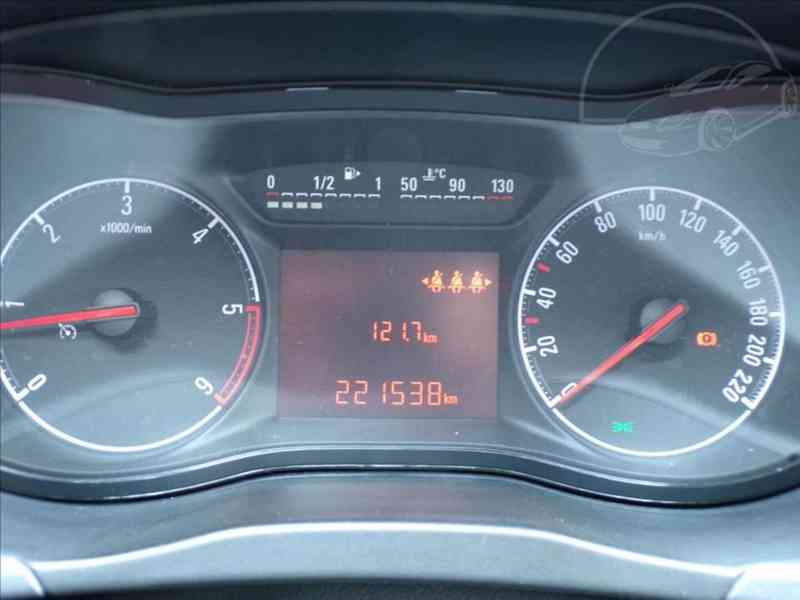 Opel Corsa 1,3 CDTi KLIMATIZACE - foto 6