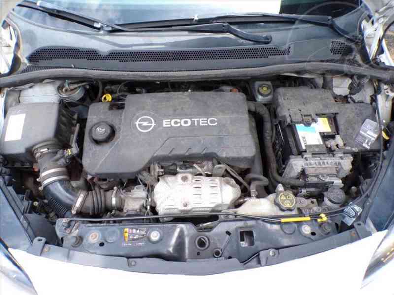 Opel Corsa 1,3 CDTi KLIMATIZACE - foto 14