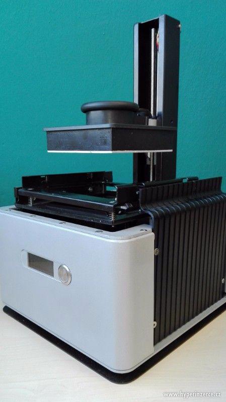 3D tiskarna Riverside SLA 3d printer - foto 2