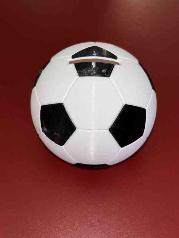 Pokladnička fotbalový míč