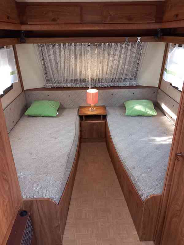 Karavan který nebyl nikdy v provozu. Německý čistopis. - foto 13