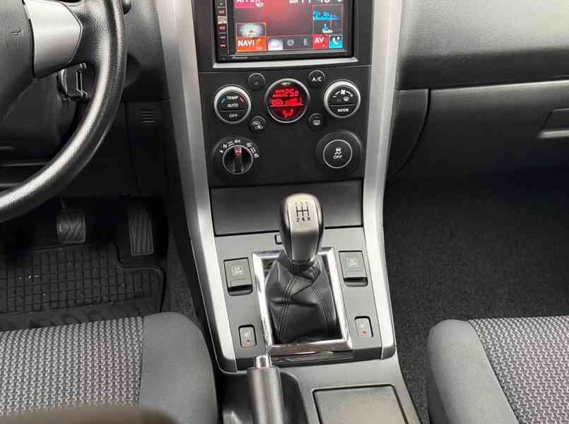 Suzuki Grand Vitarai 2,4i Comfort 122kw - foto 14