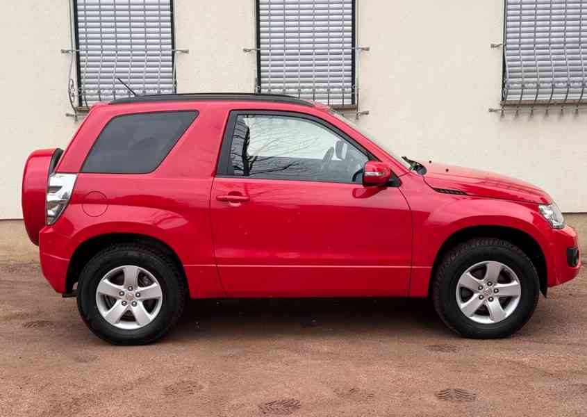 Suzuki Grand Vitarai 2,4i Comfort 122kw - foto 4