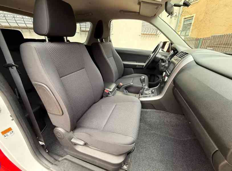 Suzuki Grand Vitarai 2,4i Comfort 122kw - foto 17