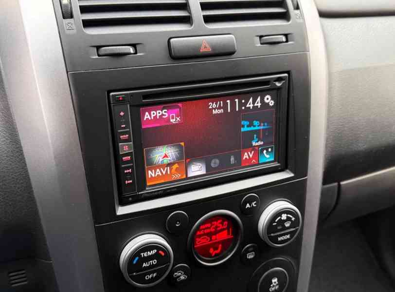 Suzuki Grand Vitarai 2,4i Comfort 122kw - foto 22