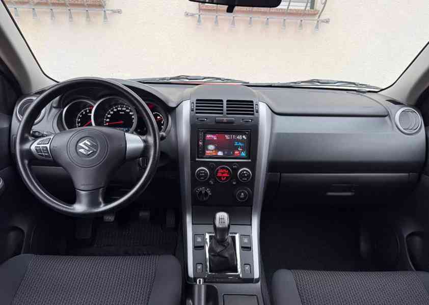 Suzuki Grand Vitarai 2,4i Comfort 122kw - foto 15