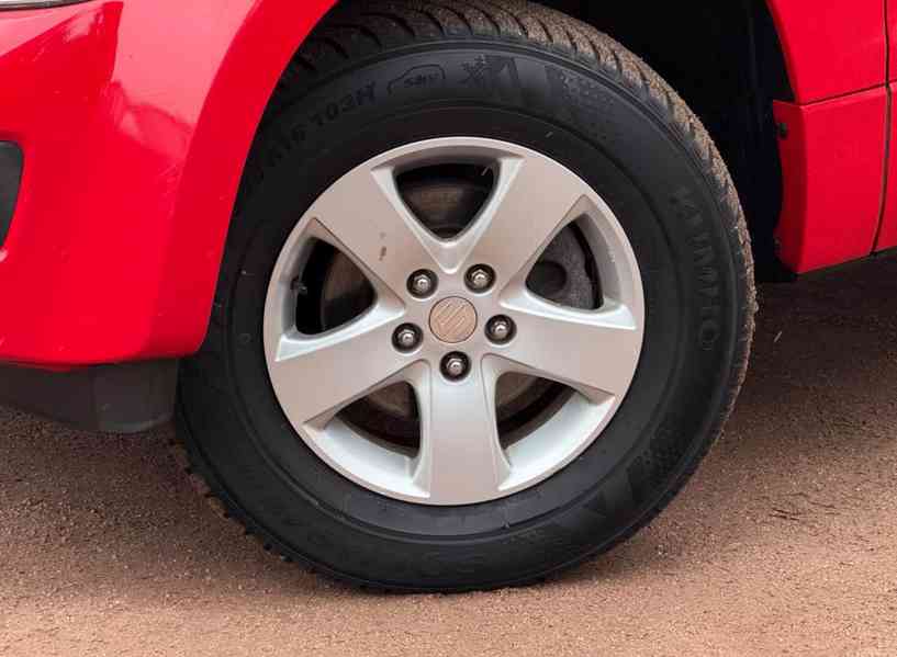 Suzuki Grand Vitarai 2,4i Comfort 122kw - foto 11