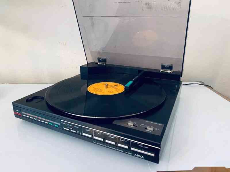 Gramofon Aiwa LX 120, rok 1986 - foto 7