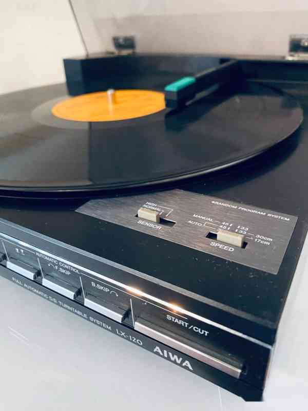Gramofon Aiwa LX 120, rok 1986 - foto 4