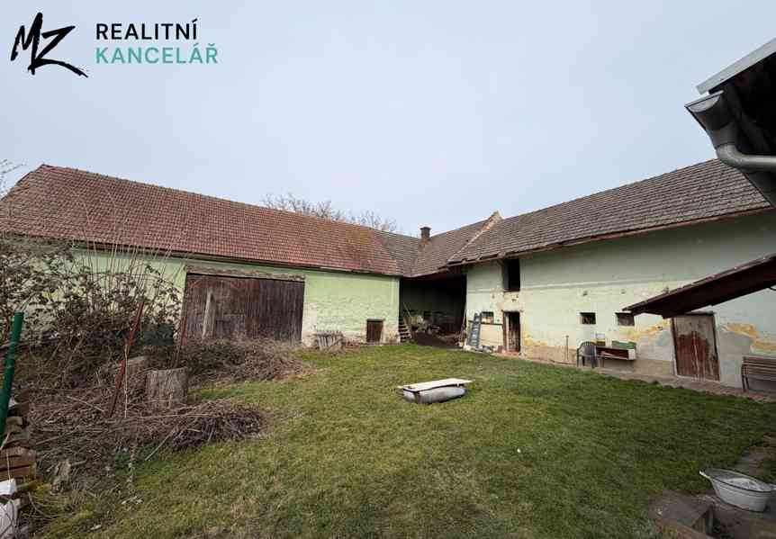 Prodej rodinného domu 190 m², pozemek 1500 m² Medlov - foto 9