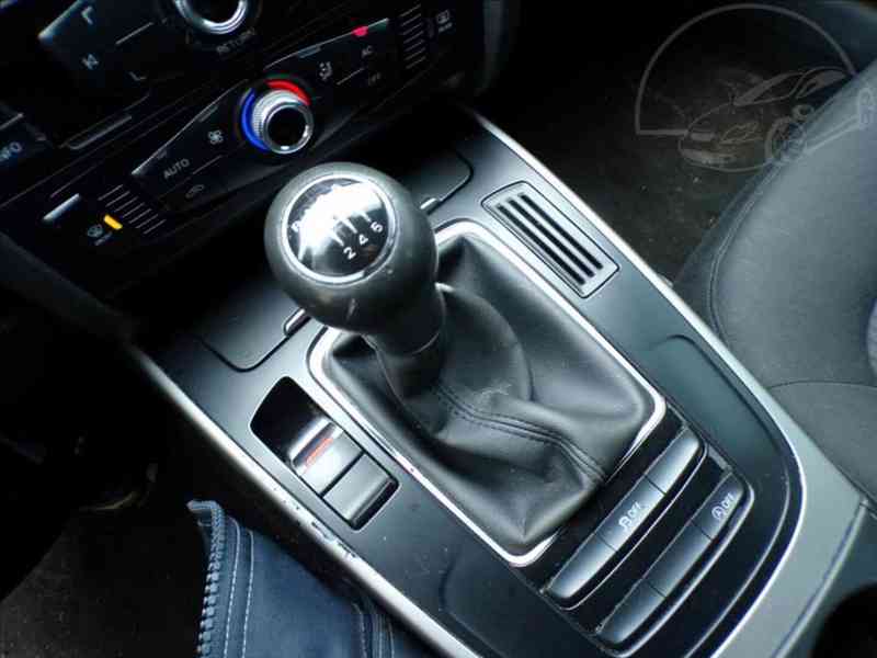 Audi A4 Avant 2,0 TDI - foto 7