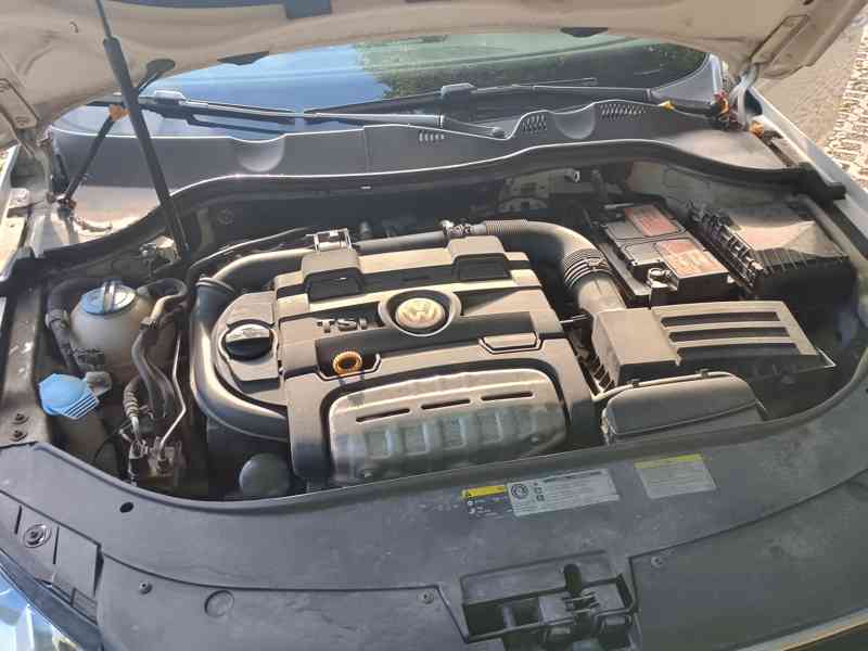 VW Passat B7 CNG - foto 8