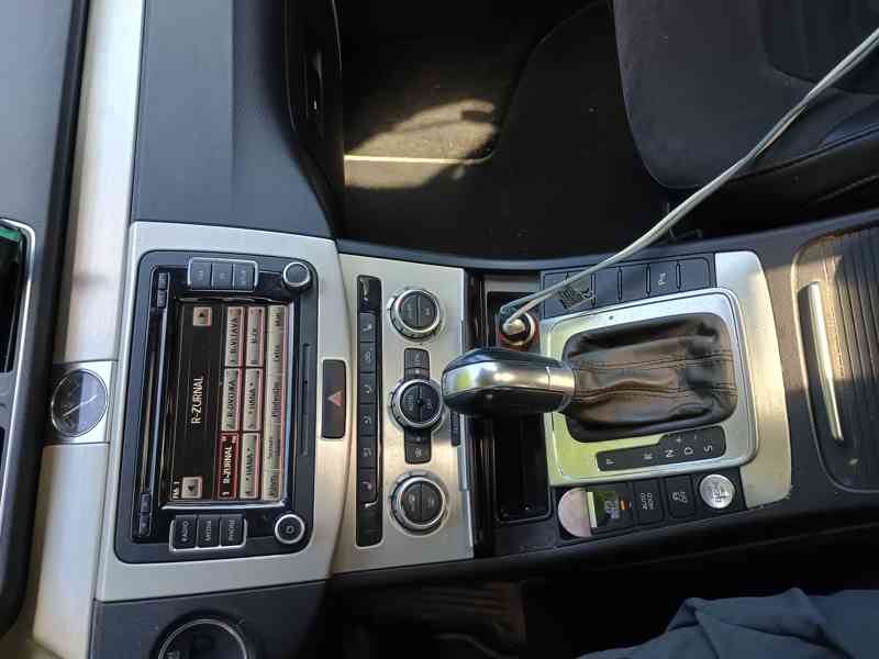 VW Passat B7 CNG - foto 3