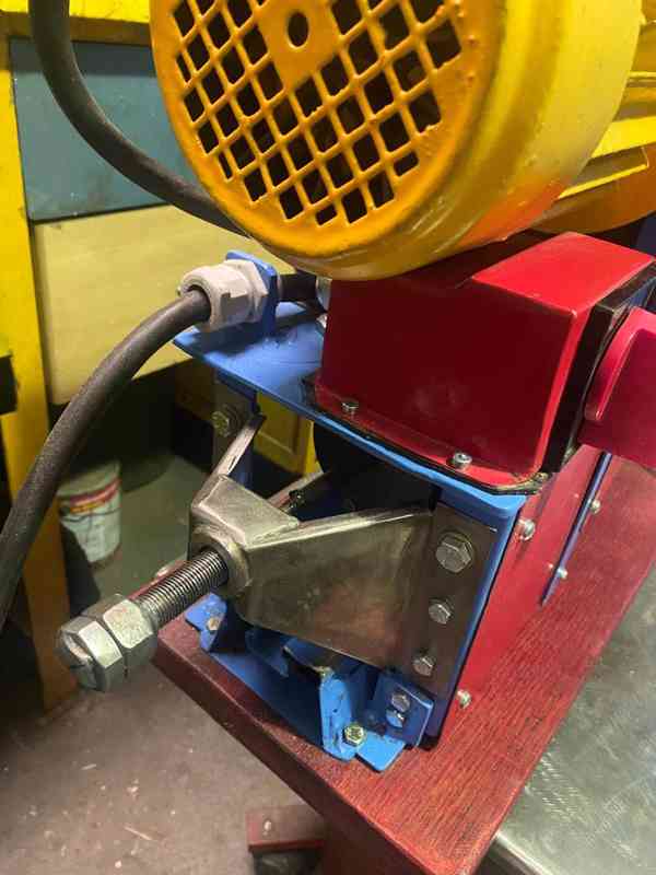 Soustruh na dřevo  - foto 16