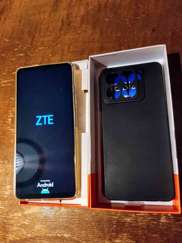 ZTE Blade A56, nový, v záruce ještě 19 měsíců +2 kryty - foto 7
