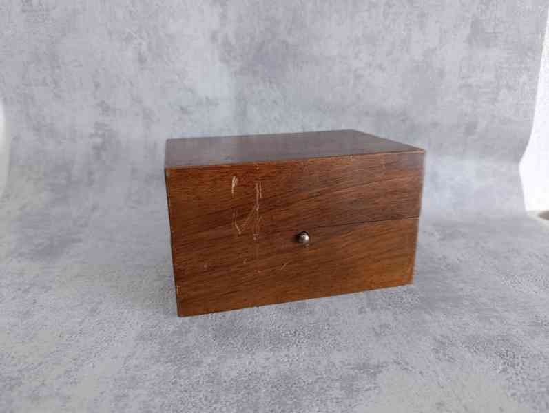 Starožitný indukční přístroj elektroléčba okolo r. 1915-1920 - foto 2