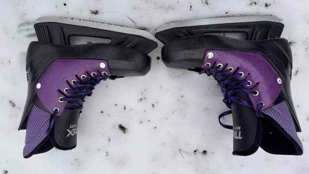 Lední brusle - foto 2