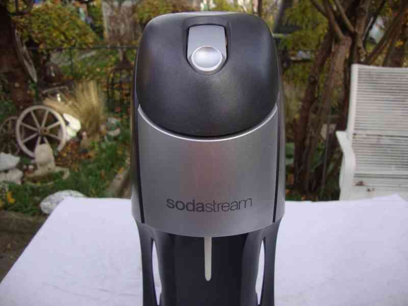 SodaStream Dynamo Black/Titan + 4x bombička CO2 funkční - foto 9