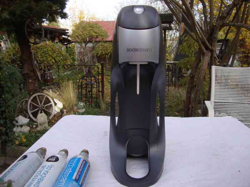 SodaStream Dynamo Black/Titan + 4x bombička CO2 funkční - foto 2