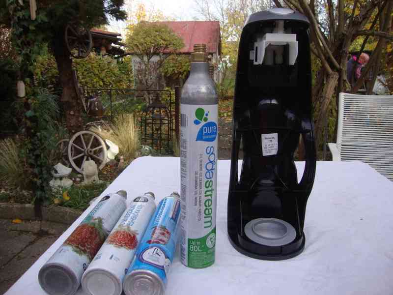 SodaStream Dynamo Black/Titan + 4x bombička CO2 funkční - foto 6