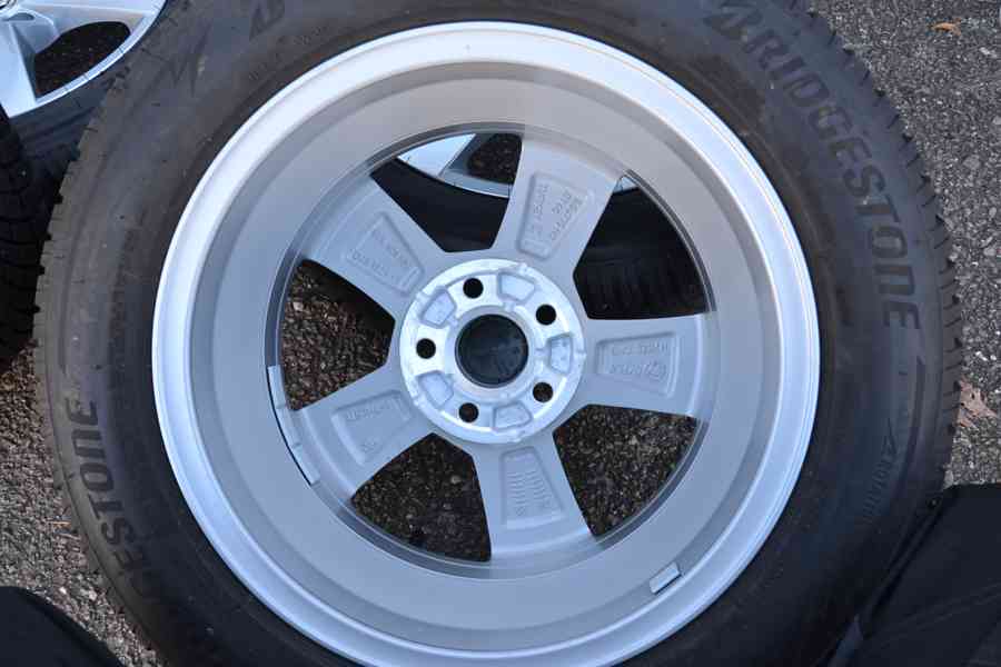 Š.Fabia IV/VW Polo.S.Ibiza -NOVÁ zimní ALU sada 185/65R15. - foto 25