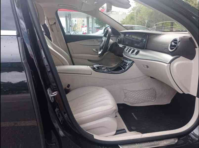 Mercedes-Benz E 300 AVANTGARDE Autom. AVANTGARDE - foto 3