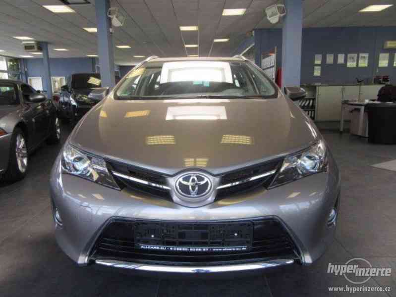 Toyota Auris Touring Sports 1.6 - foto 1