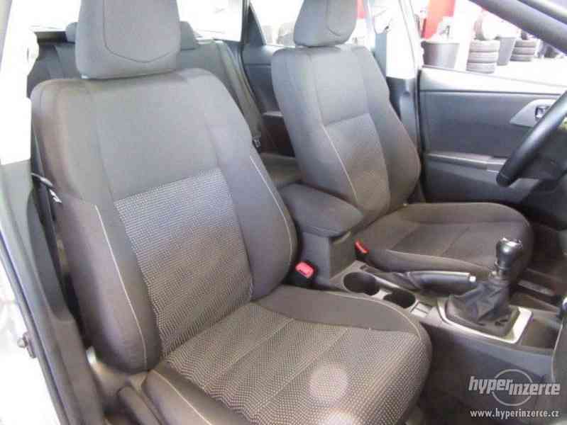 Toyota Auris Touring Sports 1.6 - foto 9