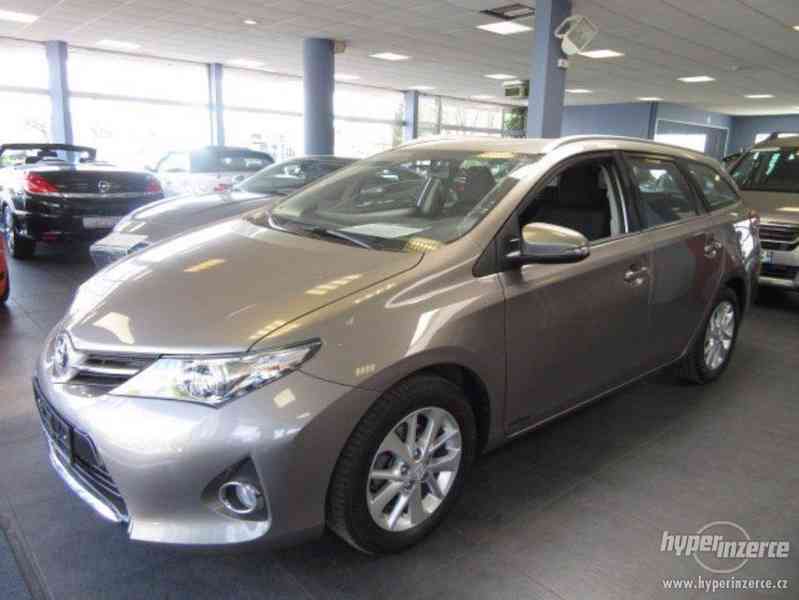 Toyota Auris Touring Sports 1.6 - foto 13