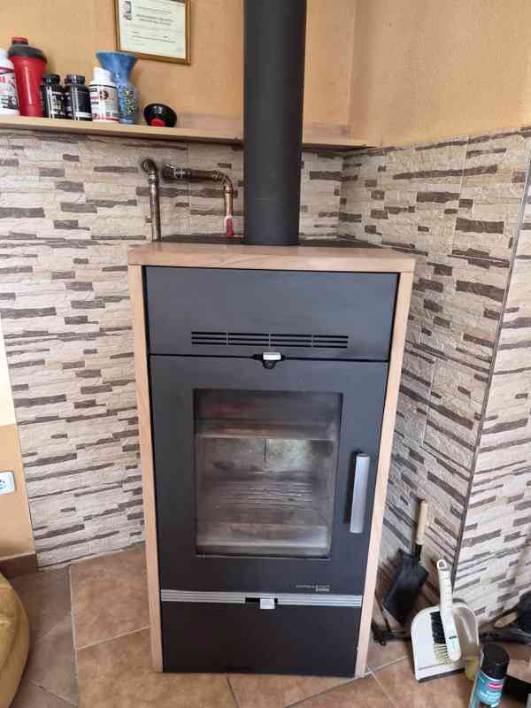 Farum s výměníkem, HAAS+SOHN černá 14.9 KW - foto 2