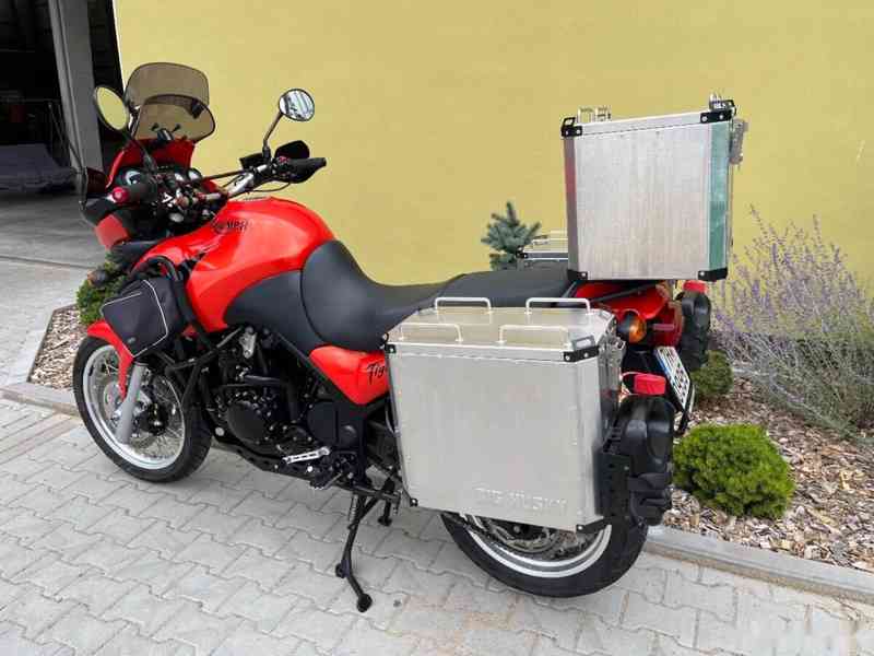 Triumph Tiger 955i - foto 17