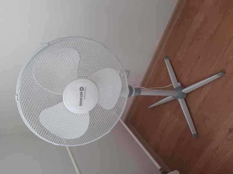 Stojanový ventilátor - foto 1