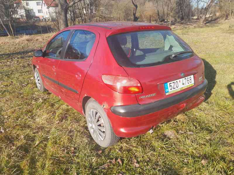 Peugeot 206, 1,1 ccm, 44 kW - foto 11