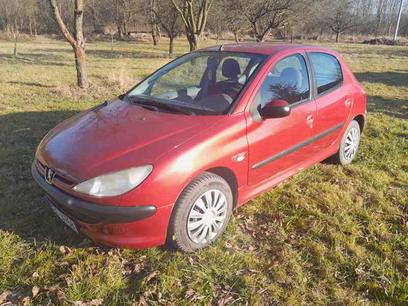 Peugeot 206, 1,1 ccm, 44 kW - foto 12