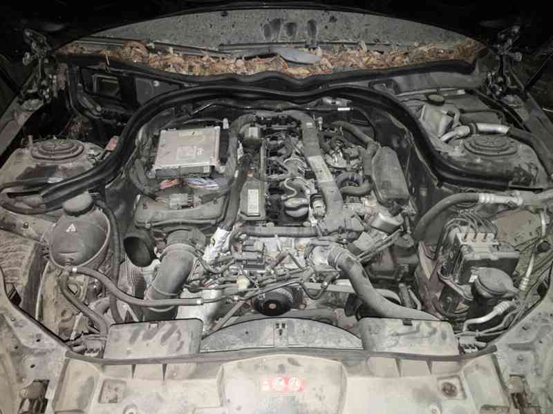 Motor naftový OM651924 2.2CDI BlueTEC 125KW - foto 2