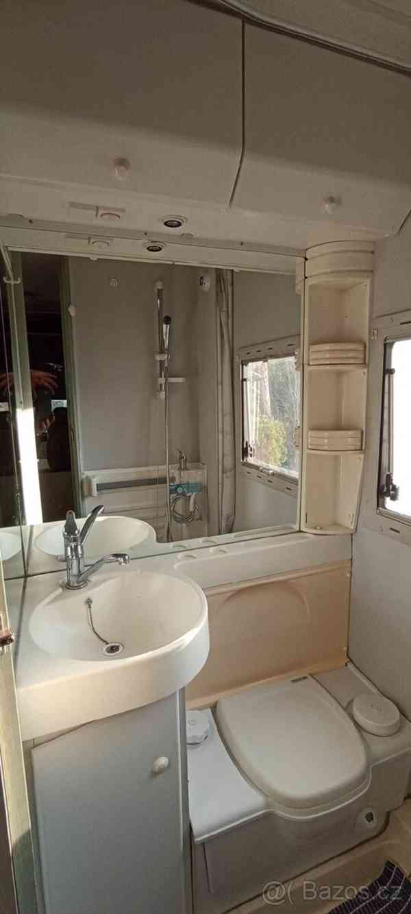 Fiat Ducato 2,5   obytné auto Knaus Traveller 59 - foto 11