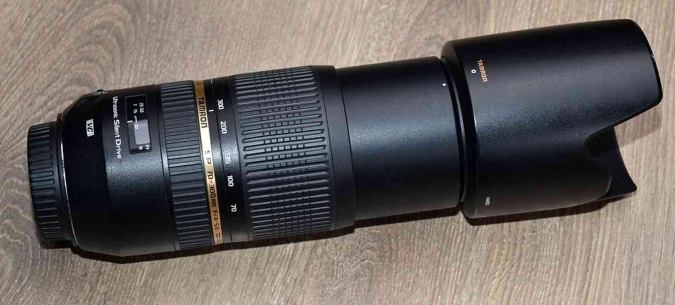 pro Canon - Tamron SP 70-300mm 1:4-5.6 USD IF VC **TELE-ZOOM - foto 9