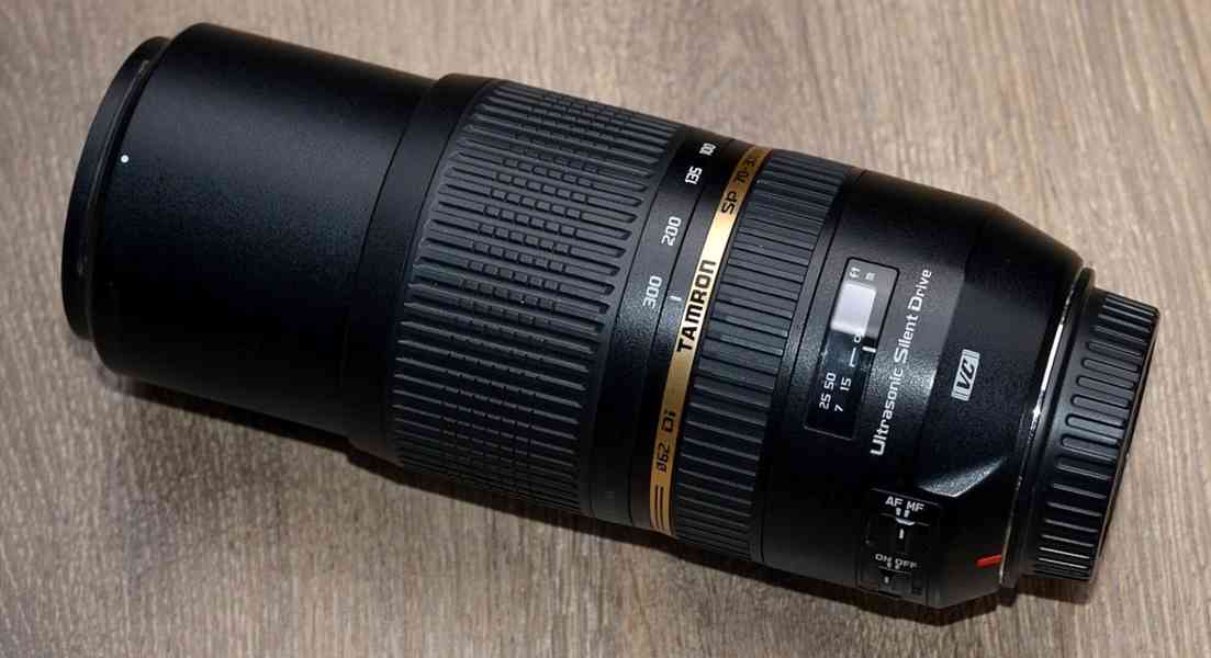 pro Canon - Tamron SP 70-300mm 1:4-5.6 USD IF VC **TELE-ZOOM - foto 7