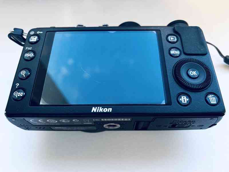 Nikon Coolpix A - se snímačem APS-C - foto 4