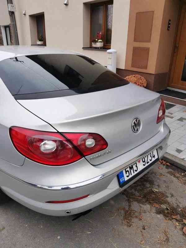 Volkswagen Passat 1,8 - foto 11