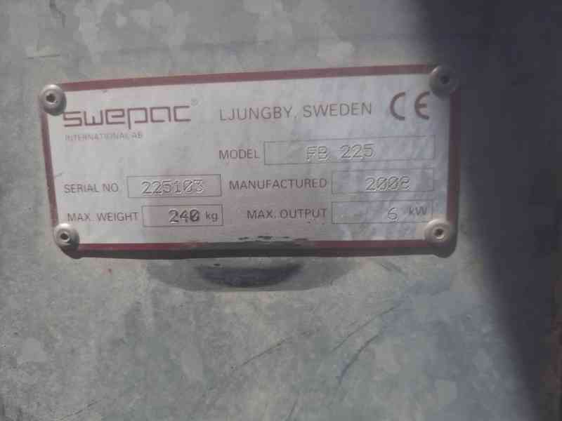 Vibrační deska Swepac FB225 240 kg, 30 kN, 6 kW - foto 4