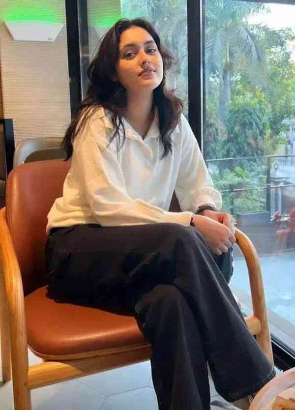 Connaught Place Call Girls 9873632482 High Profile Escort - foto 1