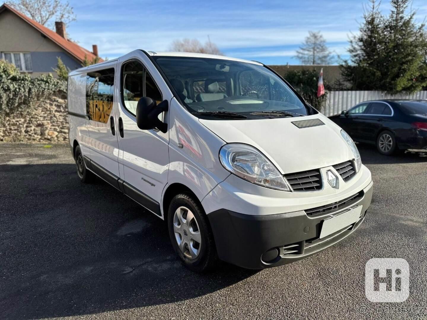 Renault Trafic 9 míst	 - foto 1